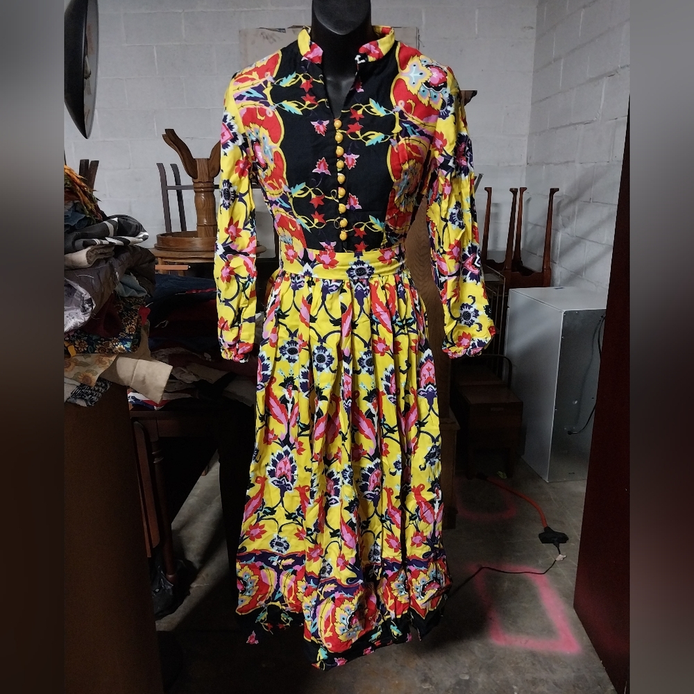 Vintage 70s Boho Floral Yellow and Black Women's Dress